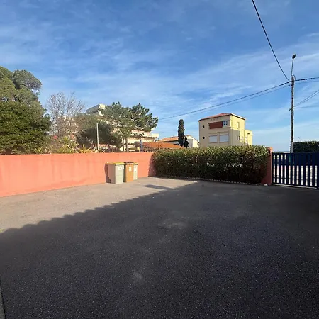 Argeles-sur-mer T2 En Rdc Avec Terrasse & Parking Pres - Fr-1-309-553 Apartment Plage dʼArgelès